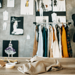 OPERATORE DI SARTORIA